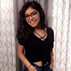 Meet your Posher, Araceli